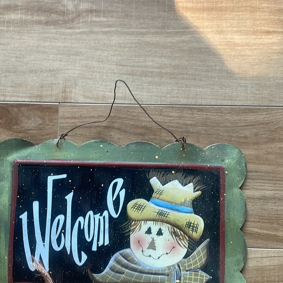Welcome Autumn Friends Tin Sign - Picture 6 of 8